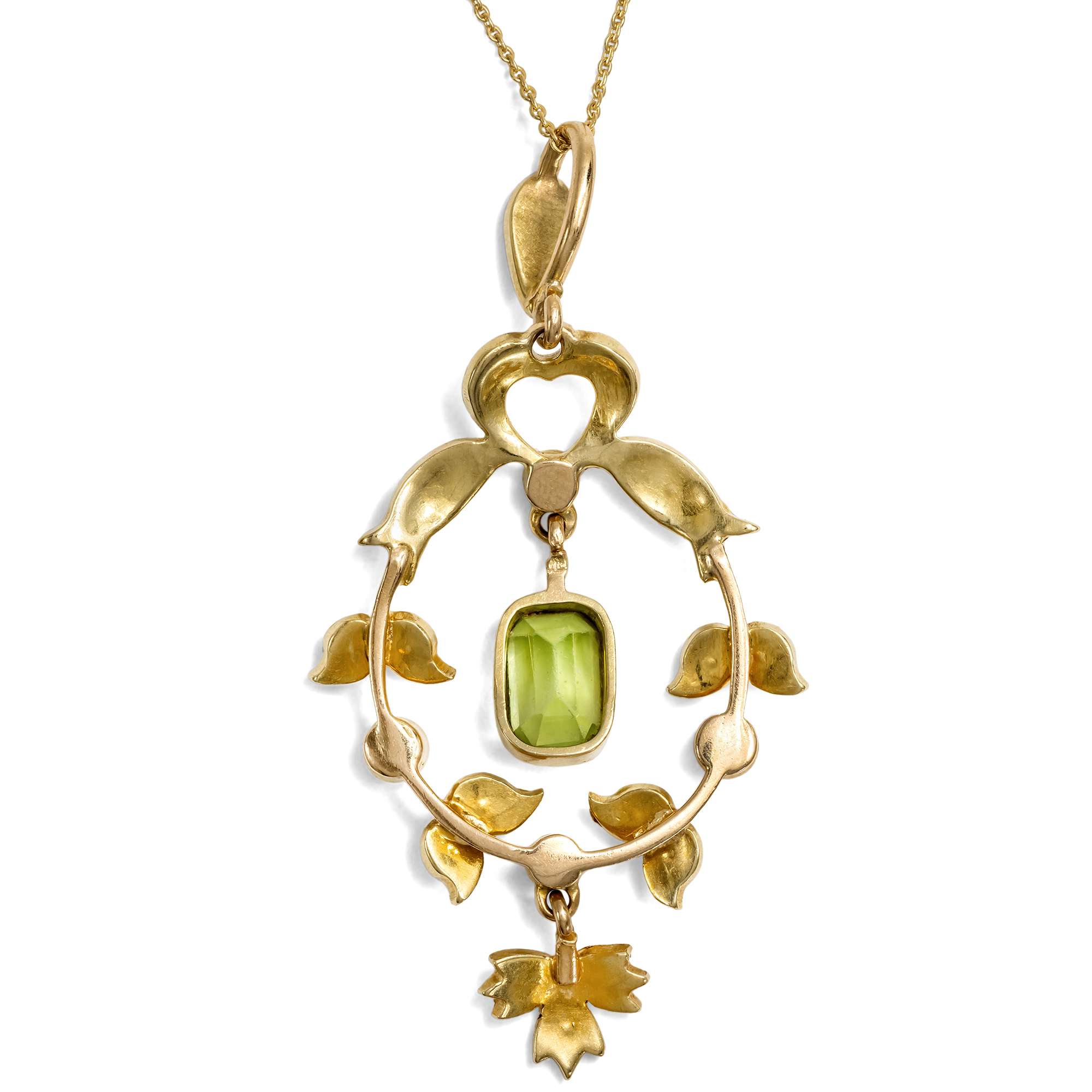 626768-hofer-antikschmuck-Goldanhaenger-aus-Edwardianischer-Zeit-mit-Peridot-und-Perlen-England-um-1905-Fruehlingslaub_4