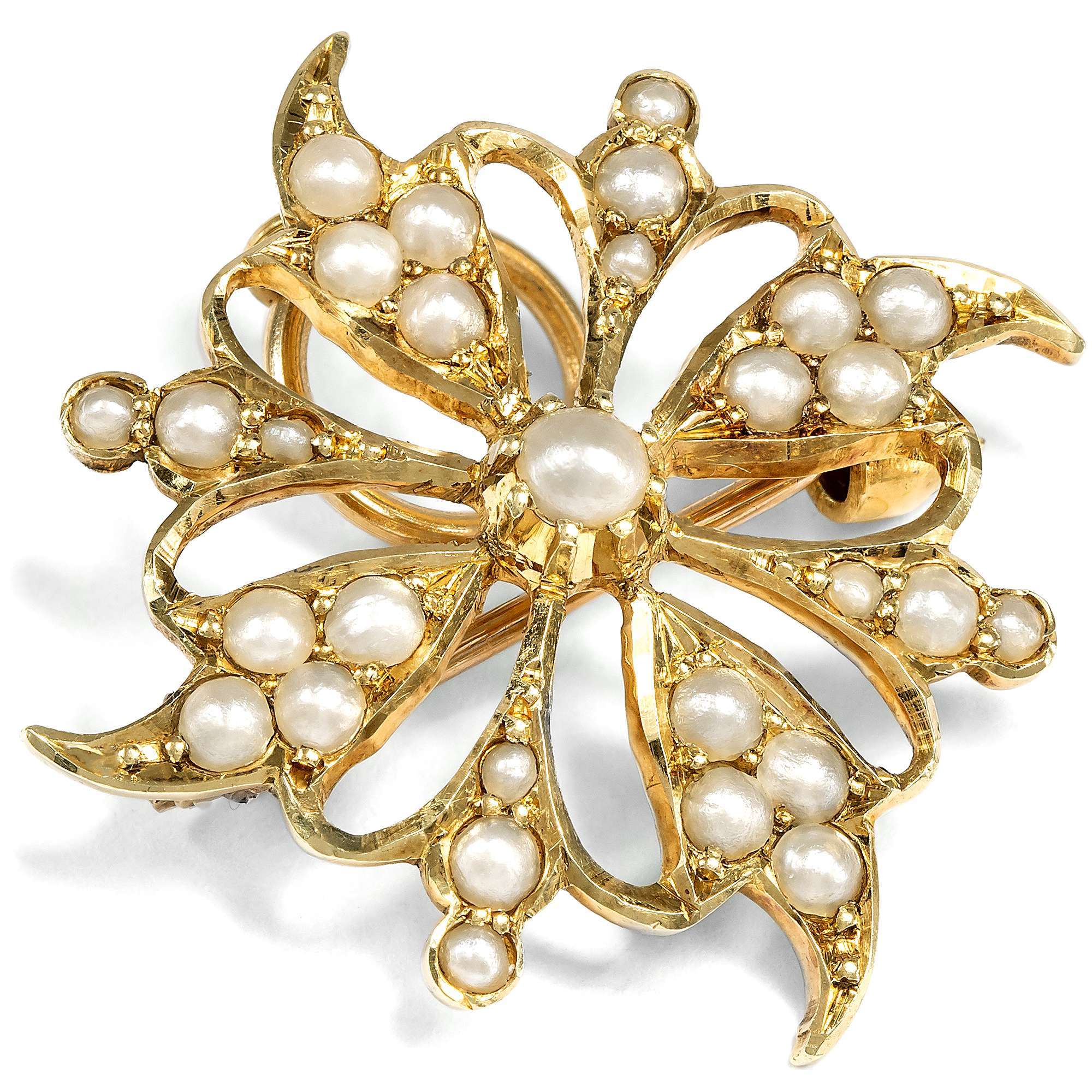 626782-hofer-antikschmuck-Antike-Anhaenger-Brosche-mit-Saatperlen-in-Gold-Grossbritannien-um-1900-Give-it-a-Whirl_3