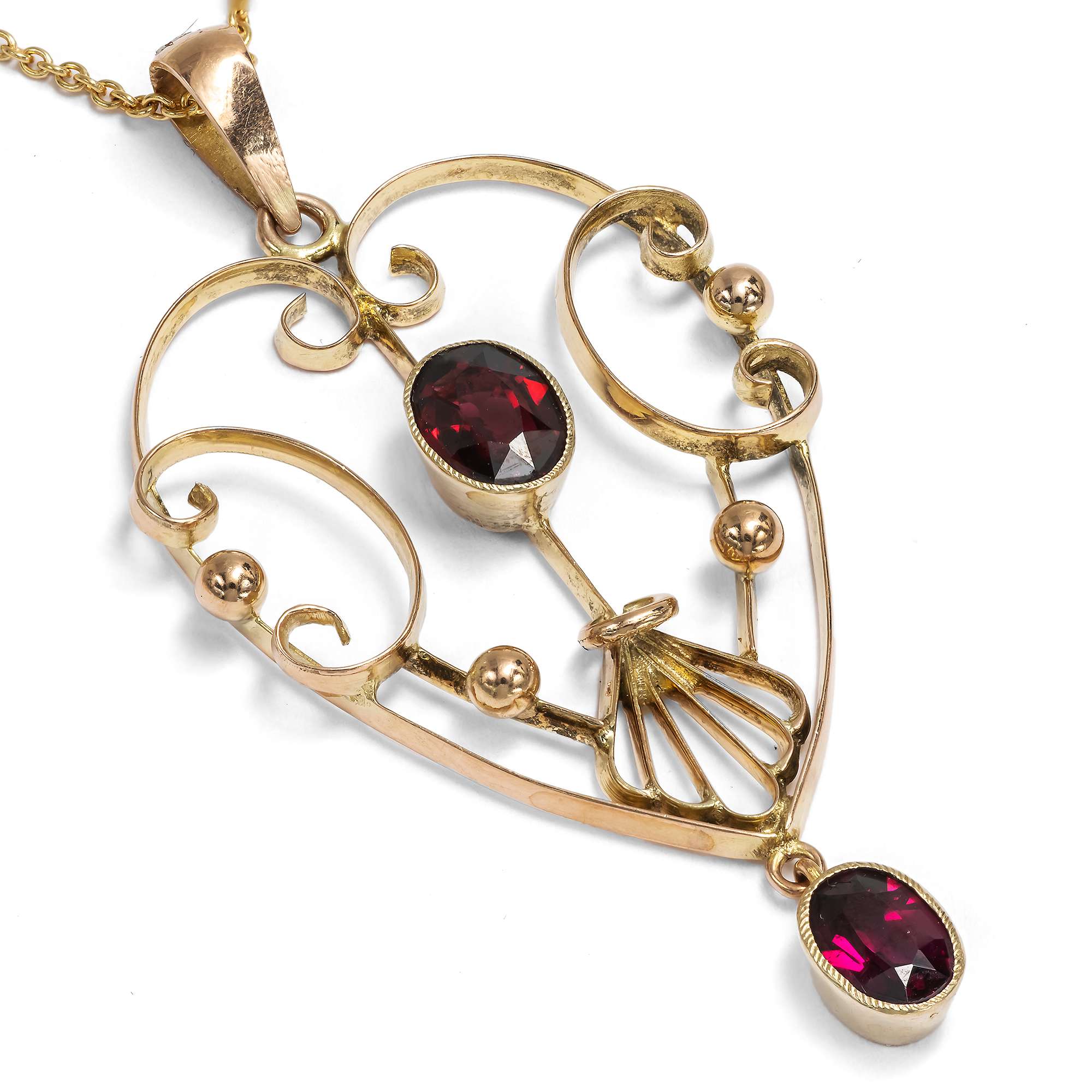 626788-hofer-antikschmuck-Anhaenger-mit-Almandin-Granaten-in-Gold-Grossbritannien-um-1910-A-Day-in-Life_4