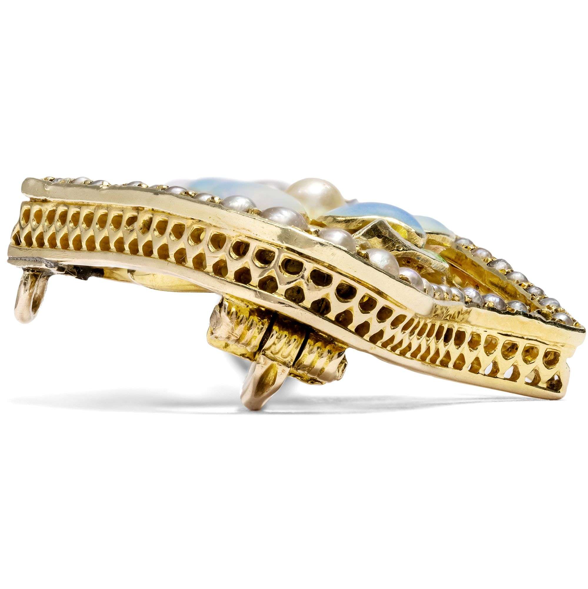 626811-hofer-antikschmuck-Elegante-Jugendstilbrosche-mit-Naturperlen-und-Email-in-Gold-Grossbritannien-um-1900_1