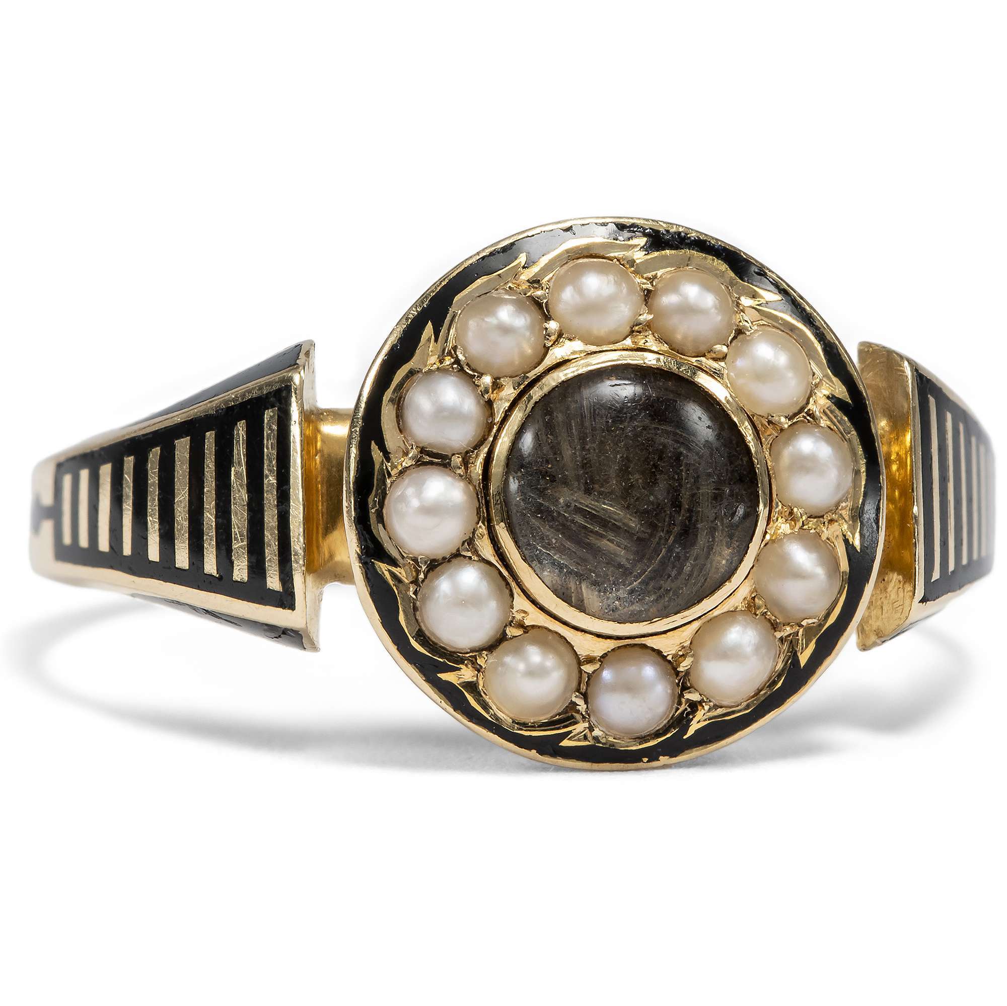 626972-hofer-antikschmuck-Viktorianischer-Trauerring-mit-geflochtenem-Haar-und-Perlen-in-Gold-London-um-1890-Zum-ewigen-Andenken