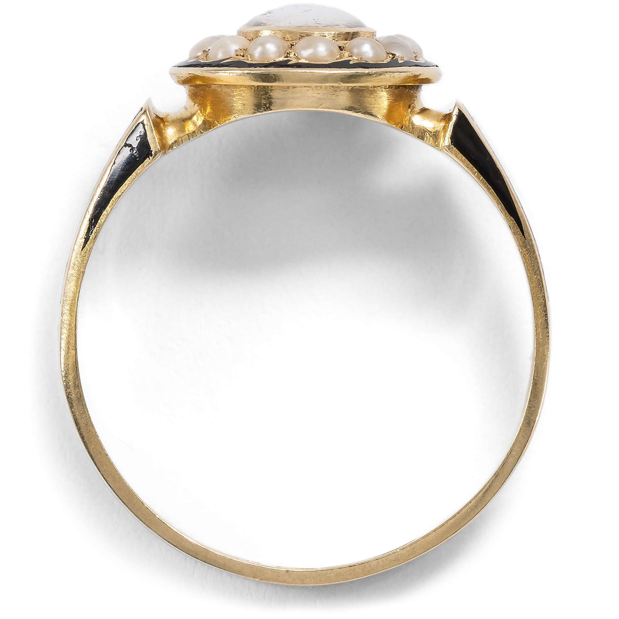 626972-hofer-antikschmuck-Viktorianischer-Trauerring-mit-geflochtenem-Haar-und-Perlen-in-Gold-London-um-1890-Zum-ewigen-Andenken_1