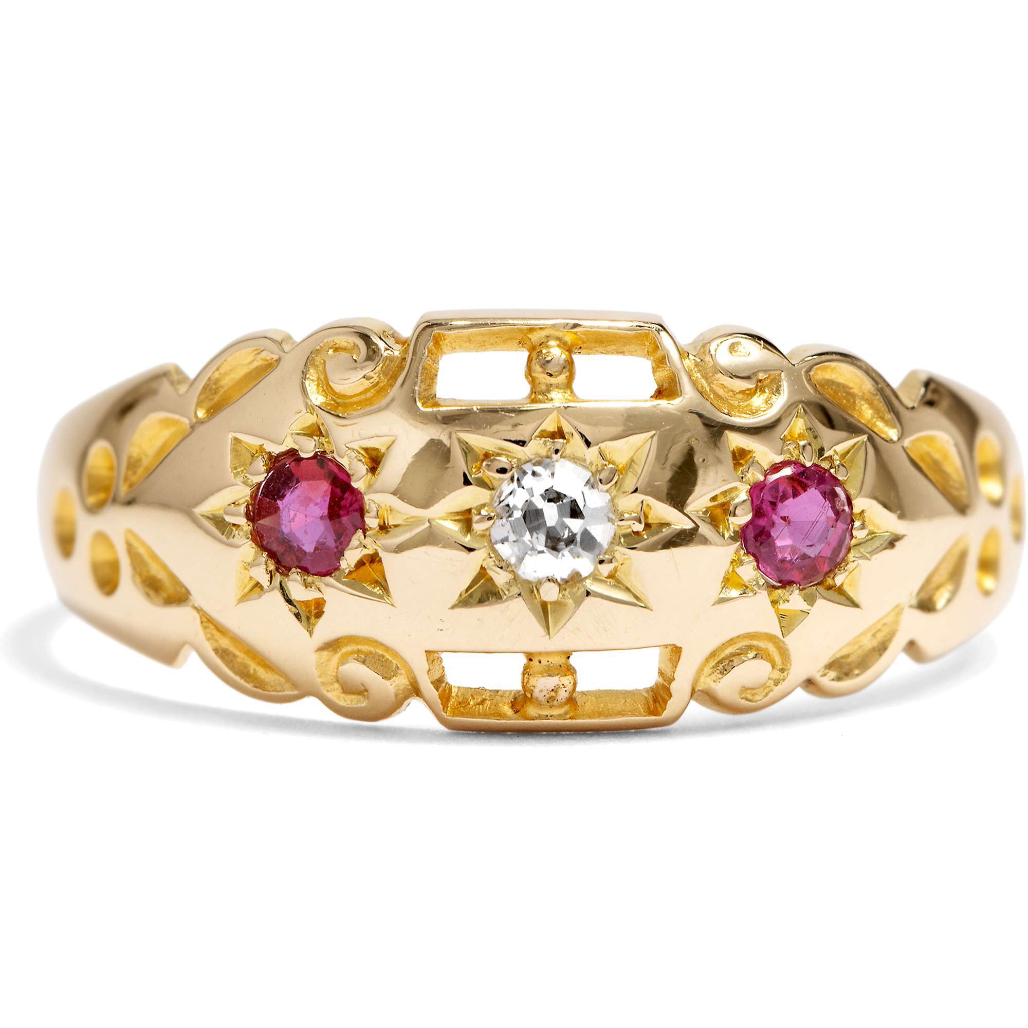 626980-hofer-antikschmuck-Antiker-englischer-Goldring-mit-Rubinen-und-Diamant-im-Altschliff-Chester-1911-Where-Rubies-Grow_1