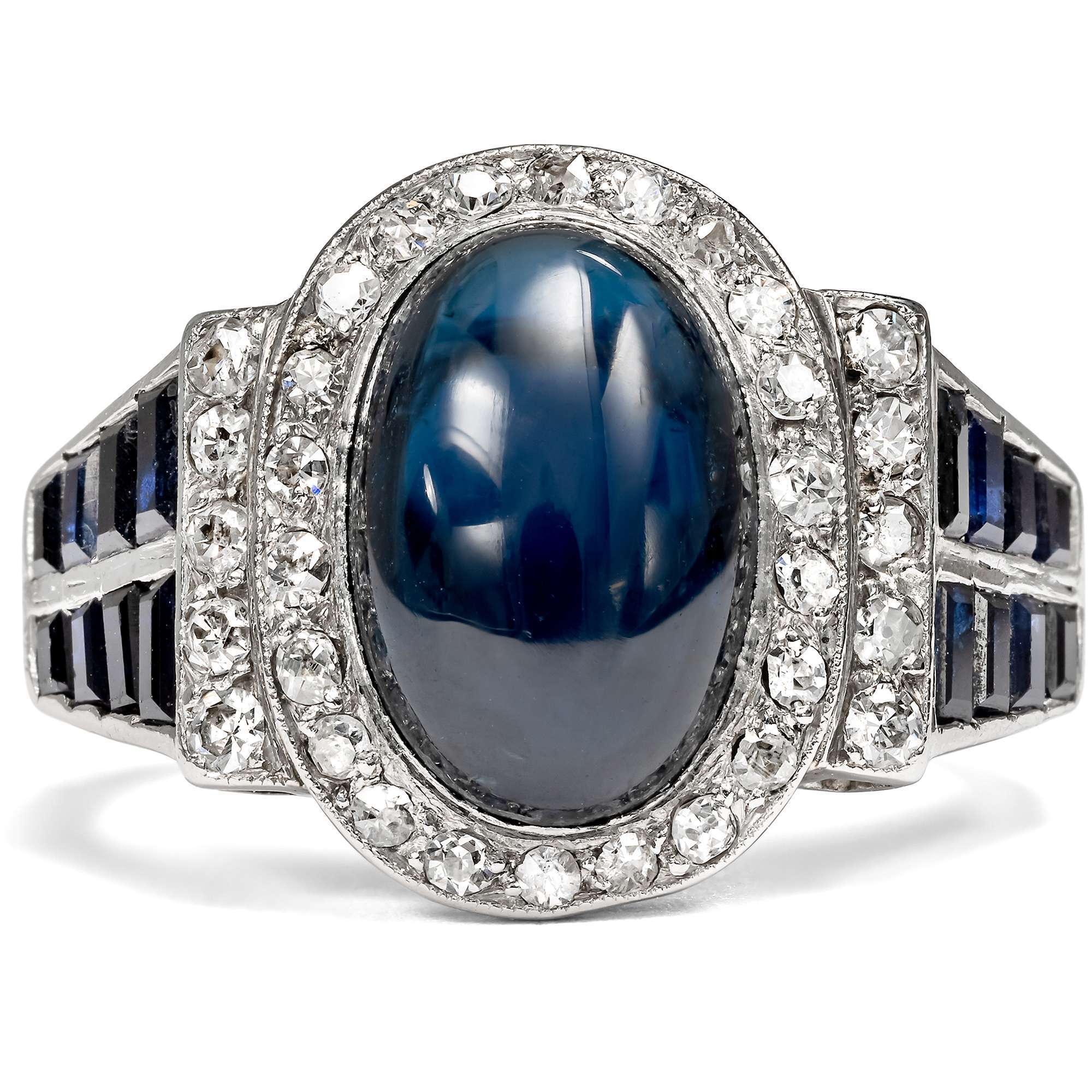 627002-hofer-antikschmuck-Antiker-Ring-mit-Saphir-und-Diamanten-in-Platin-und-Weissgold-um-1930-Saphir-trifft-Sternenstaub_6