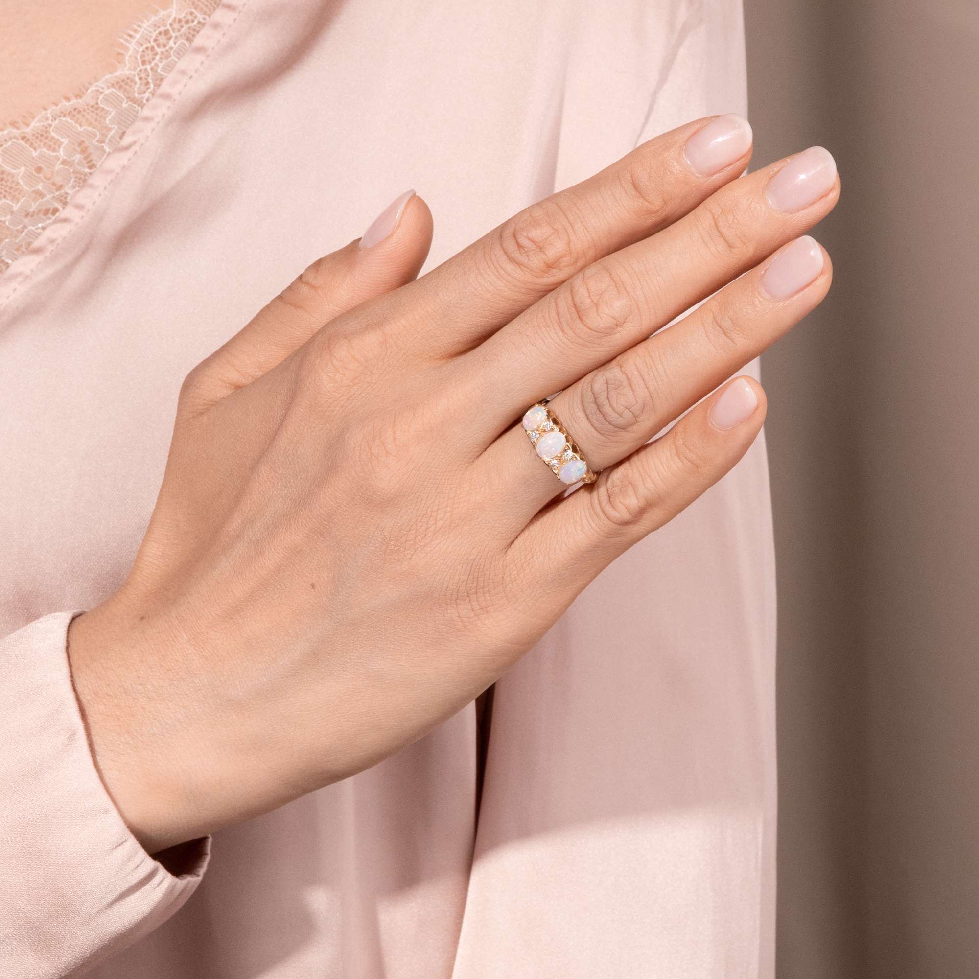 627056-hofer-antikschmuck