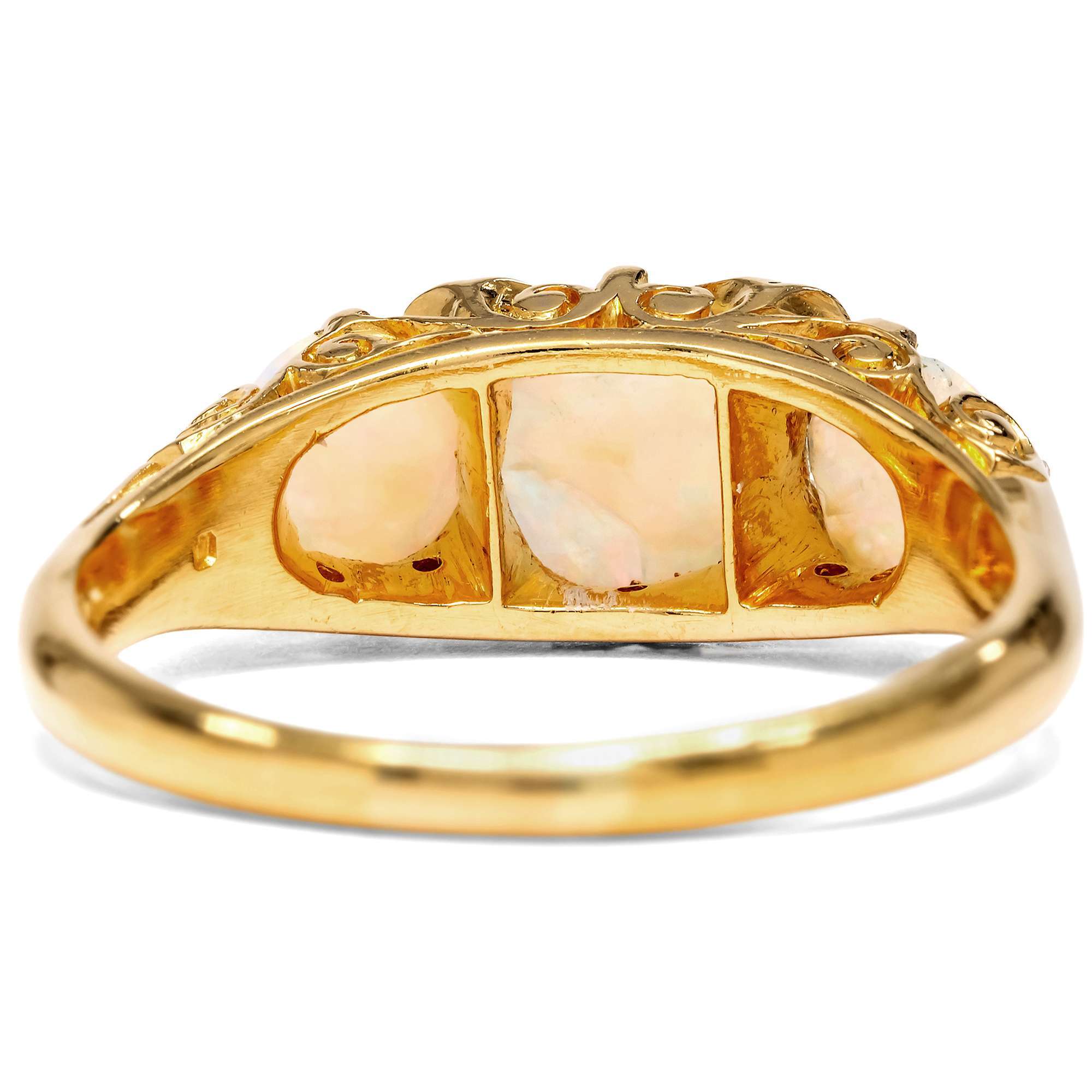 627057-hofer-antikschmuck-Hochwertiger-Goldring-mit-antiken-Opalen-und-Diamanten-im-Altschliff-London-2024-Quality-Street_5