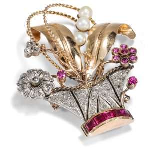 627184-hofer-antikschmuck-Eleganter-Blumenkorb-mit-Perlen-Diamanten-und-synthetischen-Rubinen-in-Gold-um-1940-Sorgenfreie-Blueten_2