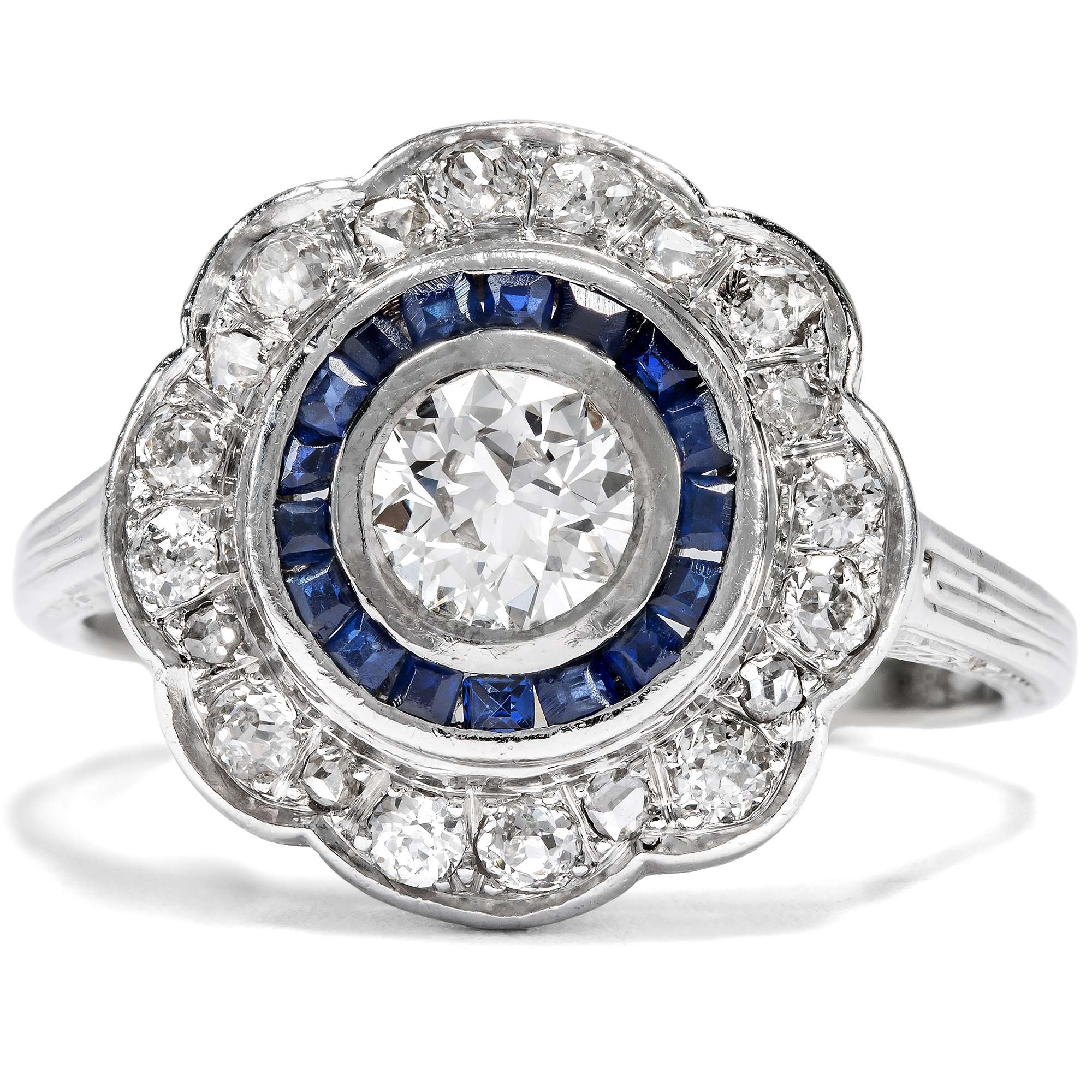 627205-hofer-antikschmuck-Antiker-Target-Ring-mit-Diamanten-und-Saphiren-wohl-USA-um-1930-Zielpunkt-Schoenheit_6