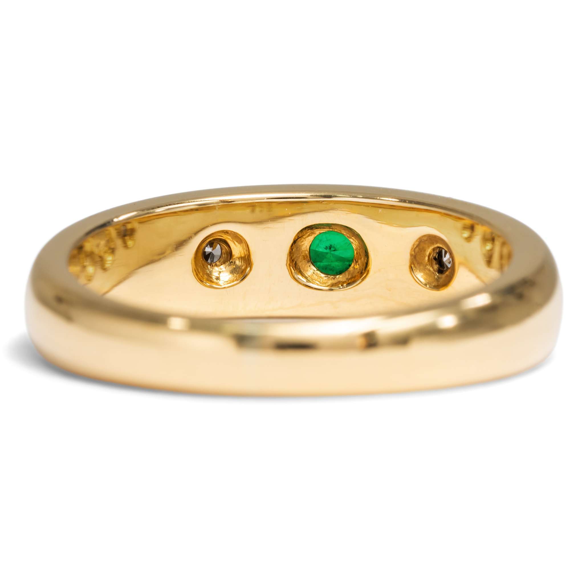 627275-hofer-antikschmuck-Zeitloser-Bandring-mit-Smaragd-und-Diamanten-in-Gold-Deutschland-2-Haelfte-des-20-Jhdts-Zwischen-Damals-und-Morgen_1