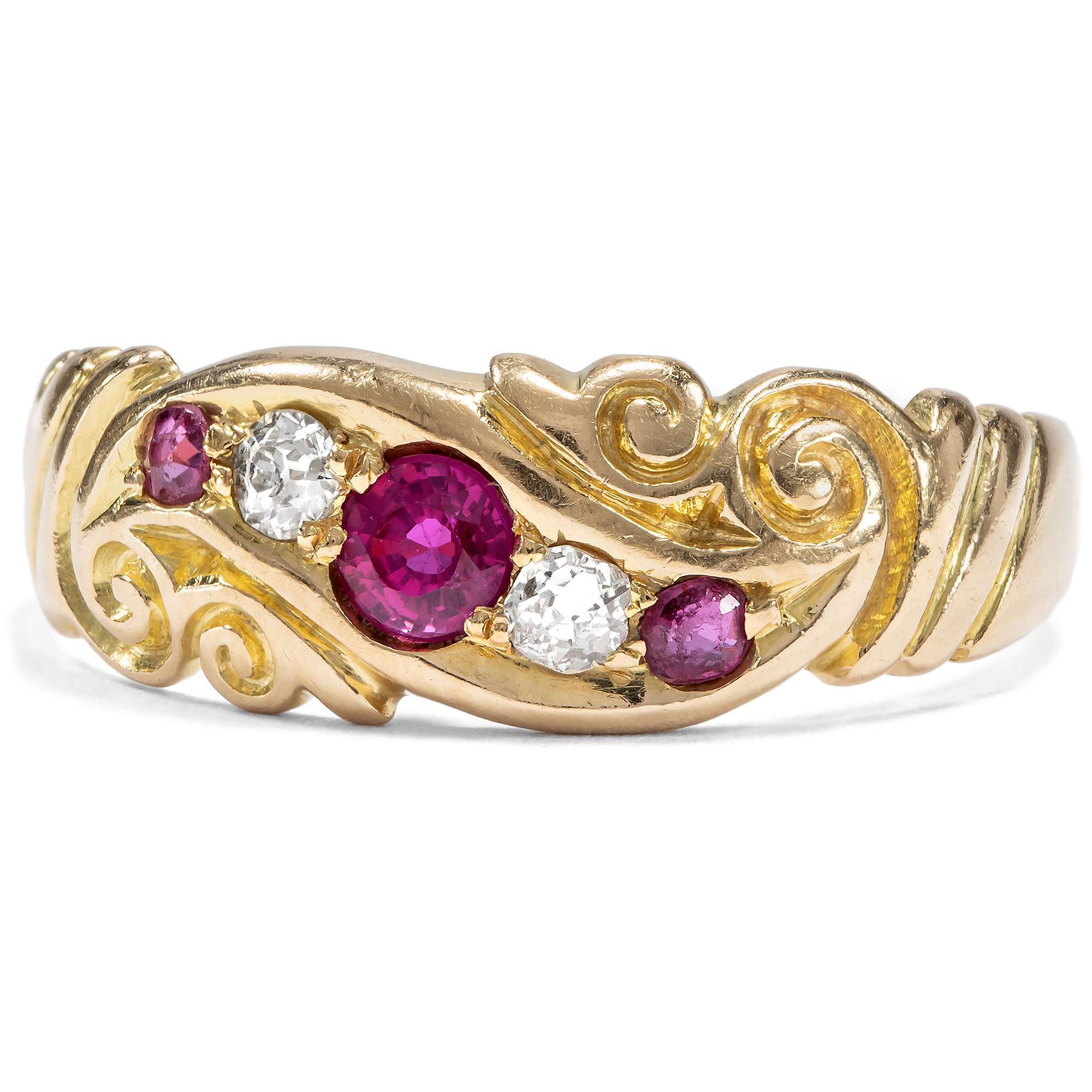 627339-hofer-antikschmuck-Eleganter-Goldring-mit-Rubinen-und-Diamanten-England-datiert-1899-Victorian-Vibes_4