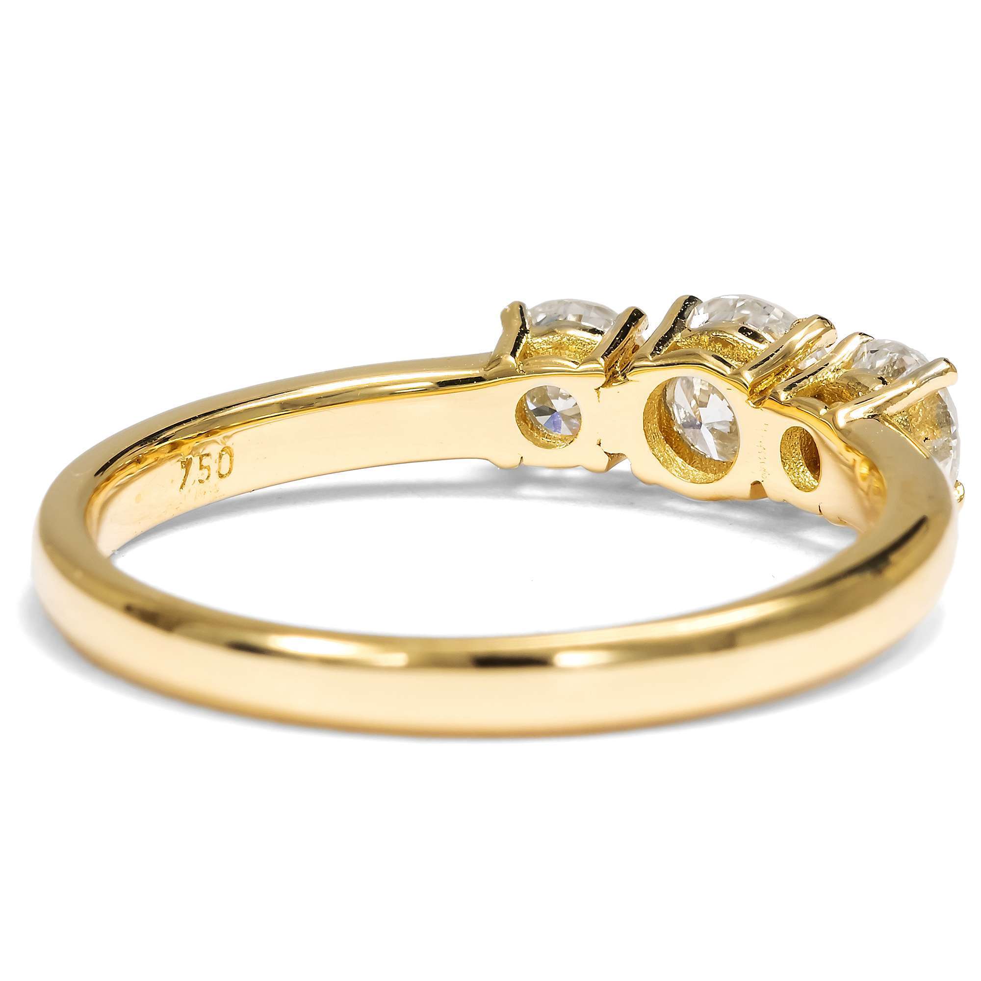 627780-hofer-antikschmuck-Ungetragener-Trilogie-Ring-mit-vintage-Brillanten-in-Gelbgold-aus-unserer-Werkstatt-Weitergabe-des-Feuers_4